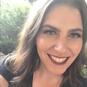 Meet your Posher, Libby